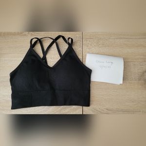 Black Strappy Seamless Sports Bra